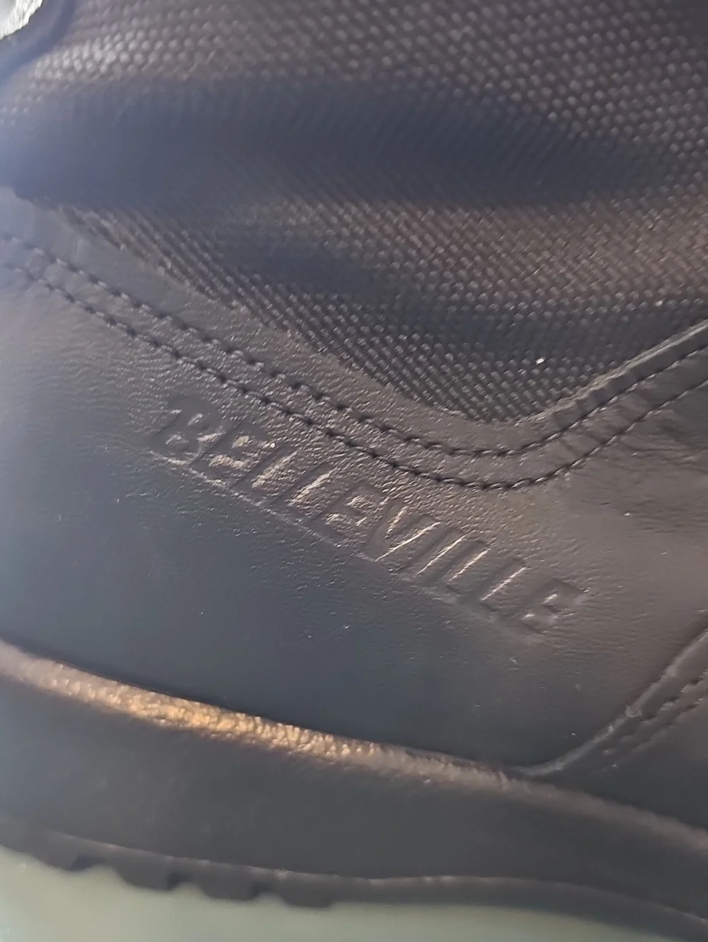 Belleville 770v insulated